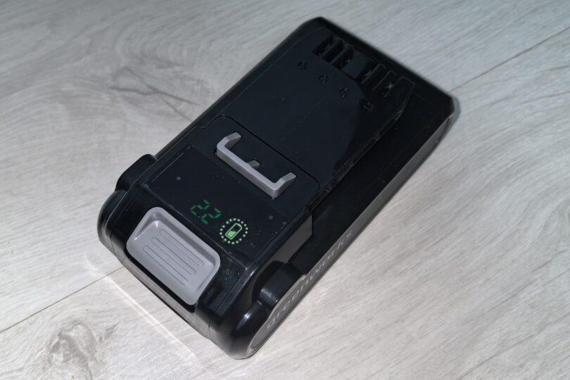 Greenworks SV24360